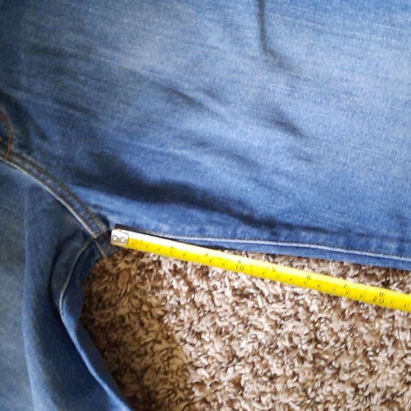 Lucky Brand Lola Bootcut Jeans - Picture 13 of 13